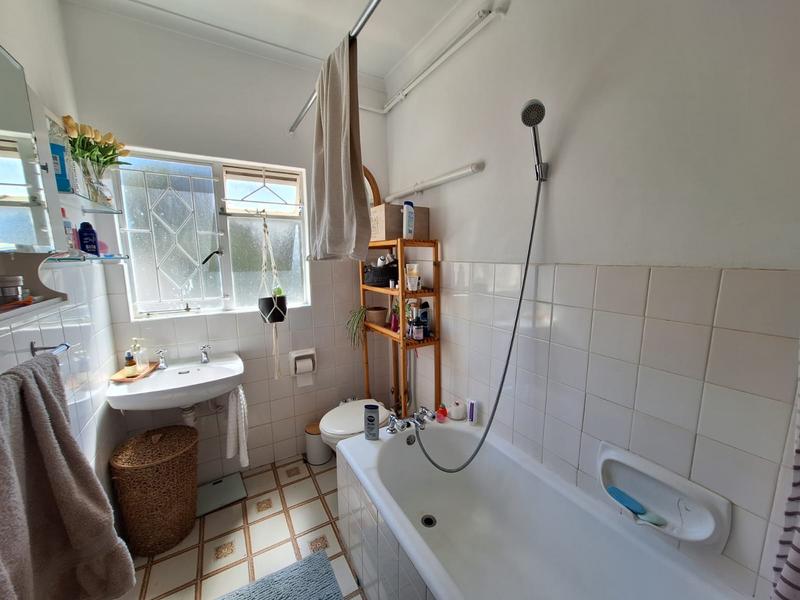 2 Bedroom Property for Sale in Tamboerskloof Western Cape